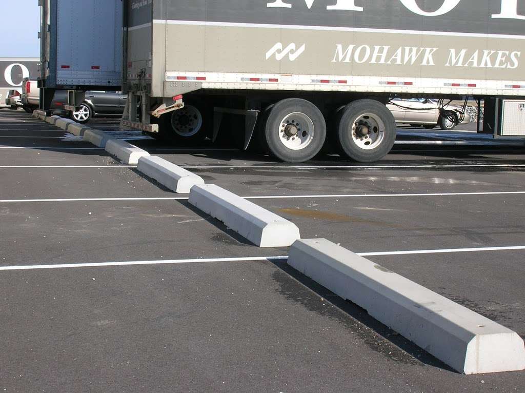 Ottos Parking Marking | 2449 E Main St, Greenwood, IN 46143 | Phone: (317) 882-8933