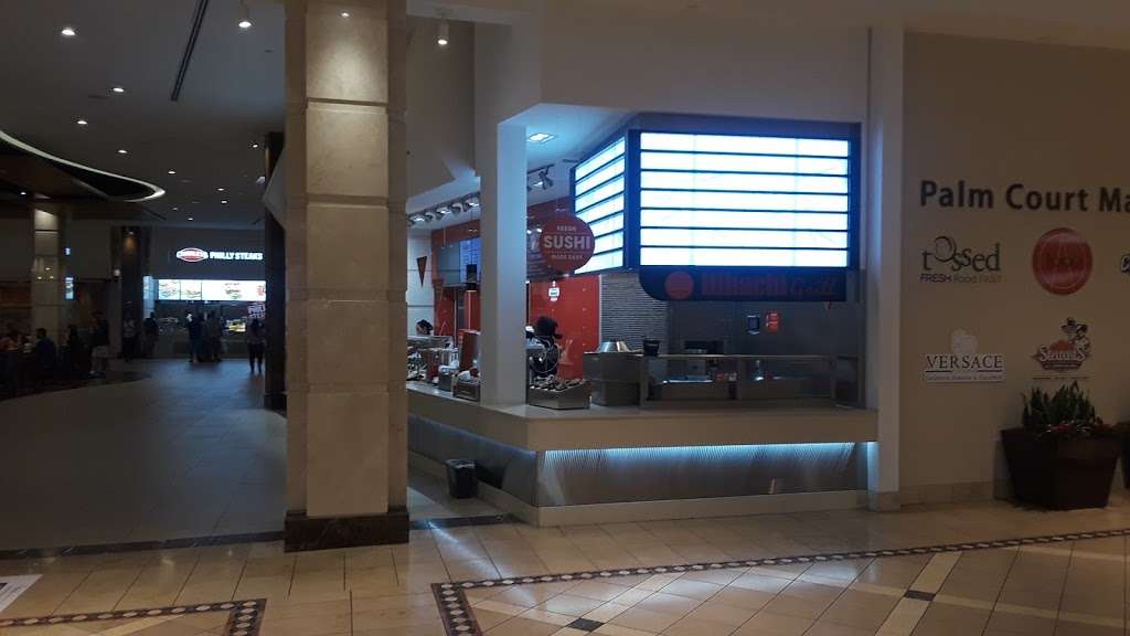 Tobu Asian Eatery | The Galeria at Fort Lauderdale, 2380 E Sunrise Blvd, Fort Lauderdale, FL 33304, USA | Phone: (786) 537-2772