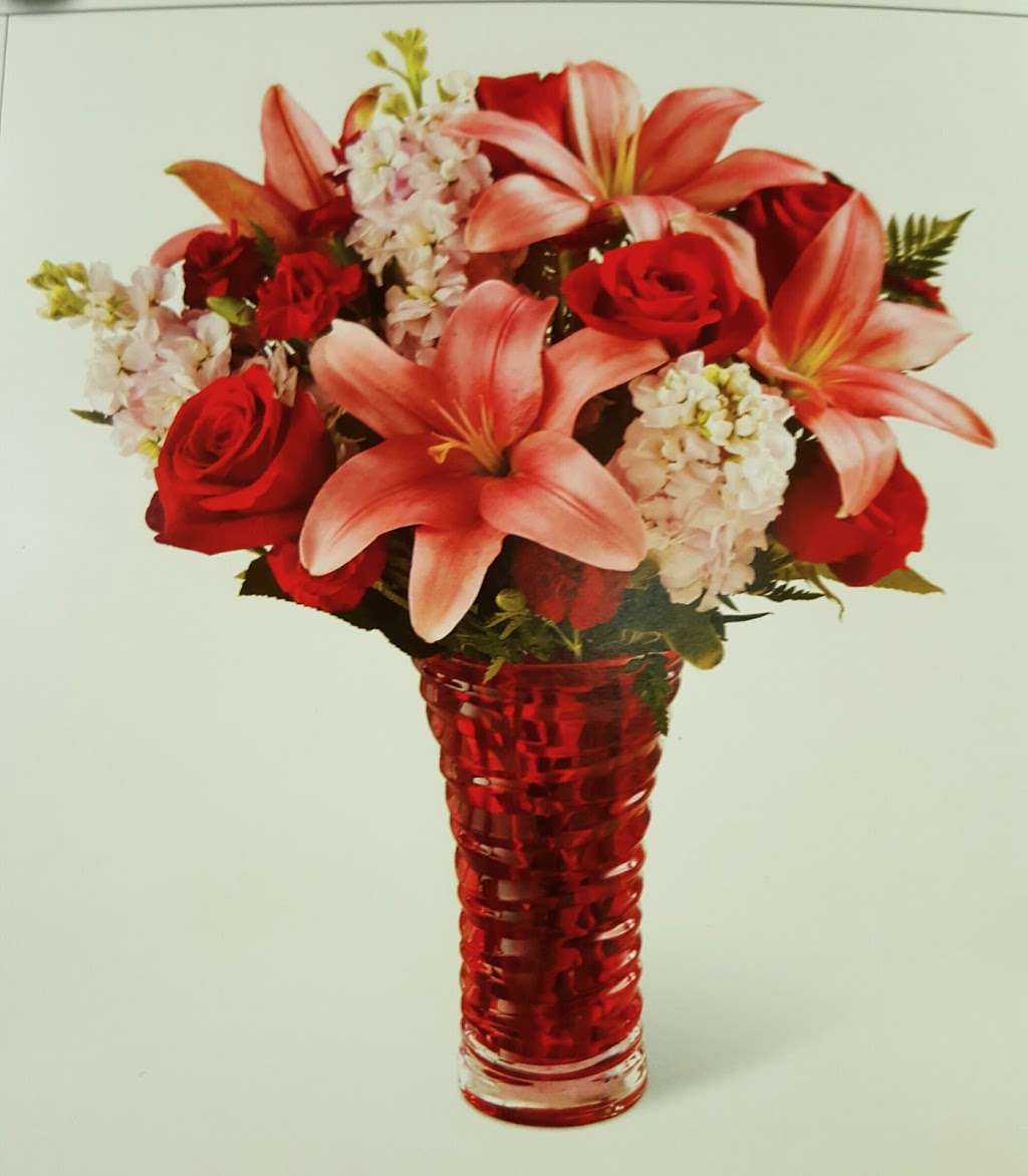 Little Flower Shop | 26 Burwood Ln, San Antonio, TX 78216, USA | Phone: (210) 735-4222