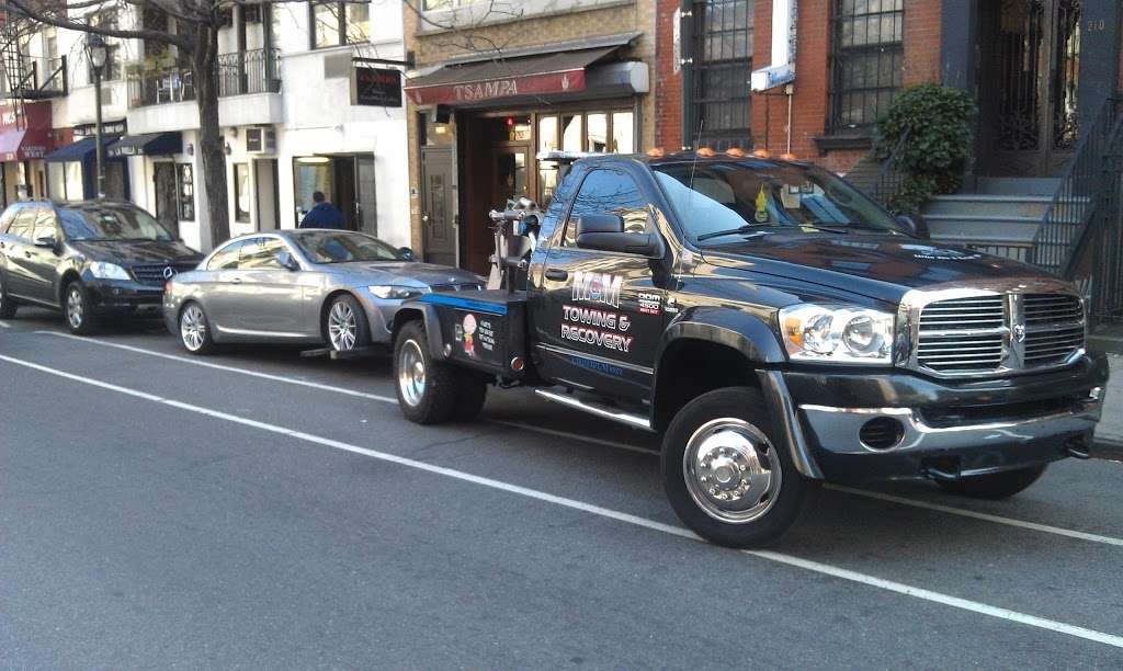 M & M Towing | 262 Broad St, Carlstadt, NJ 07072 | Phone: (201) 438-4800