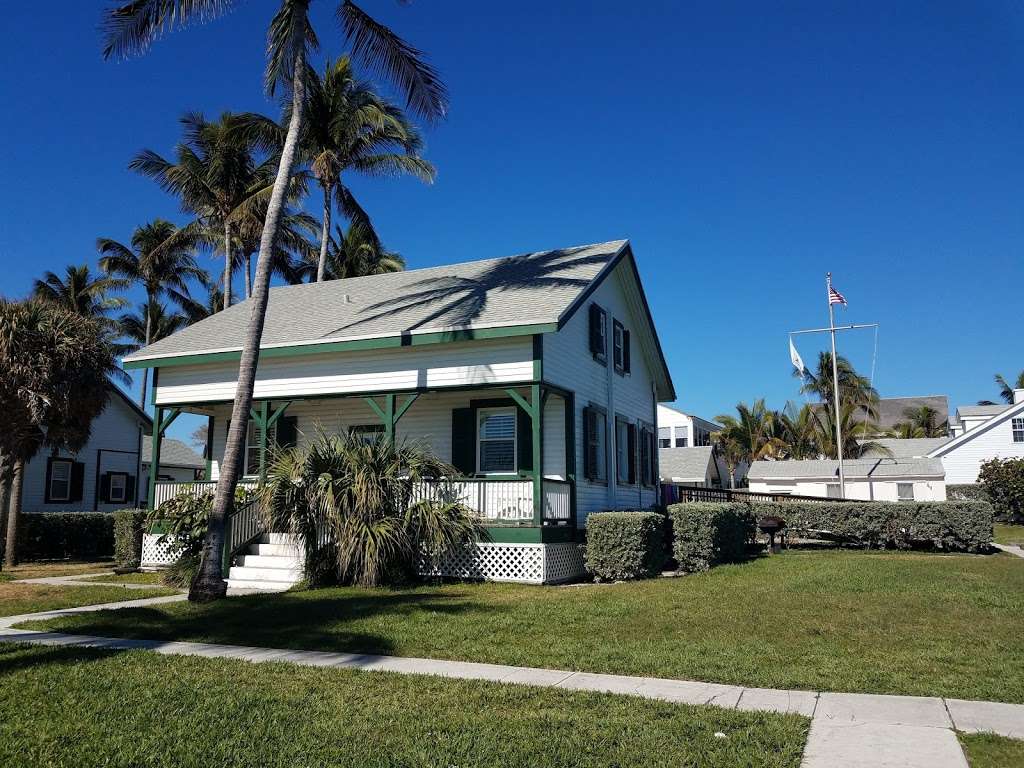 Hillsboro Recreational Cottages | 907 Hillsboro Mile, Hillsboro Beach, FL 33062, USA | Phone: (954) 781-1817