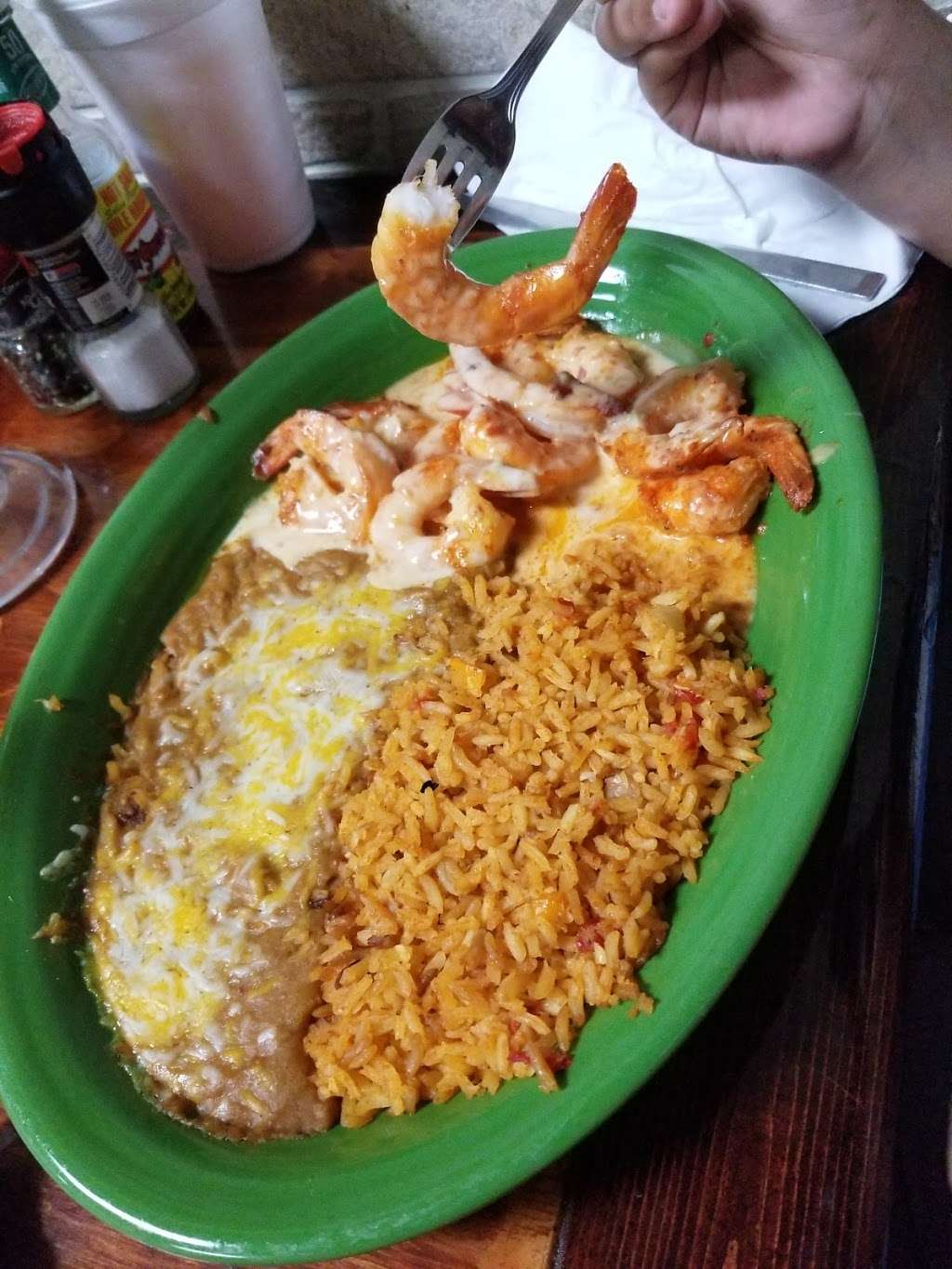 Los Magueyes Mexican Restaurant - Wildwood | 346 Shopping Center Dr, Wildwood, FL 34785, USA | Phone: (352) 461-0577