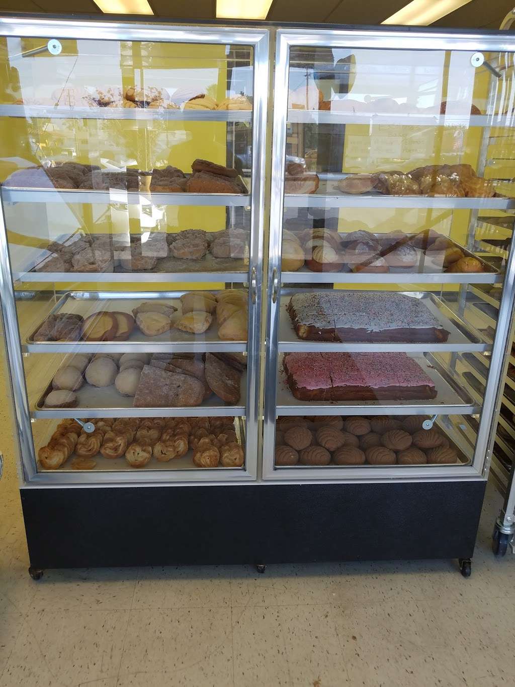 Carnicerla La Luna | 4220 Slauson Ave, Maywood, CA 90270, USA | Phone: (323) 773-1175