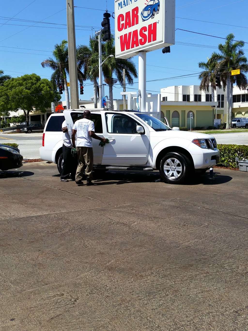 Main Street Car Wash | 201 E Boynton Beach Blvd, Boynton Beach, FL 33435, USA | Phone: (561) 734-7608