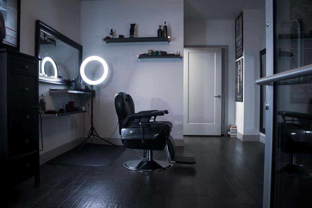 The Barber | 4690 S Lakeshore Dr, Tempe, AZ 85282, USA | Phone: (480) 389-4249