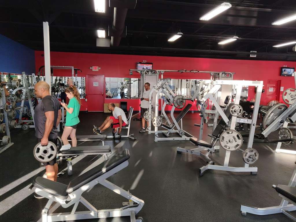 Fitness Xpress | 7340 TX-78 #300, Sachse, TX 75048, USA | Phone: (972) 442-1121