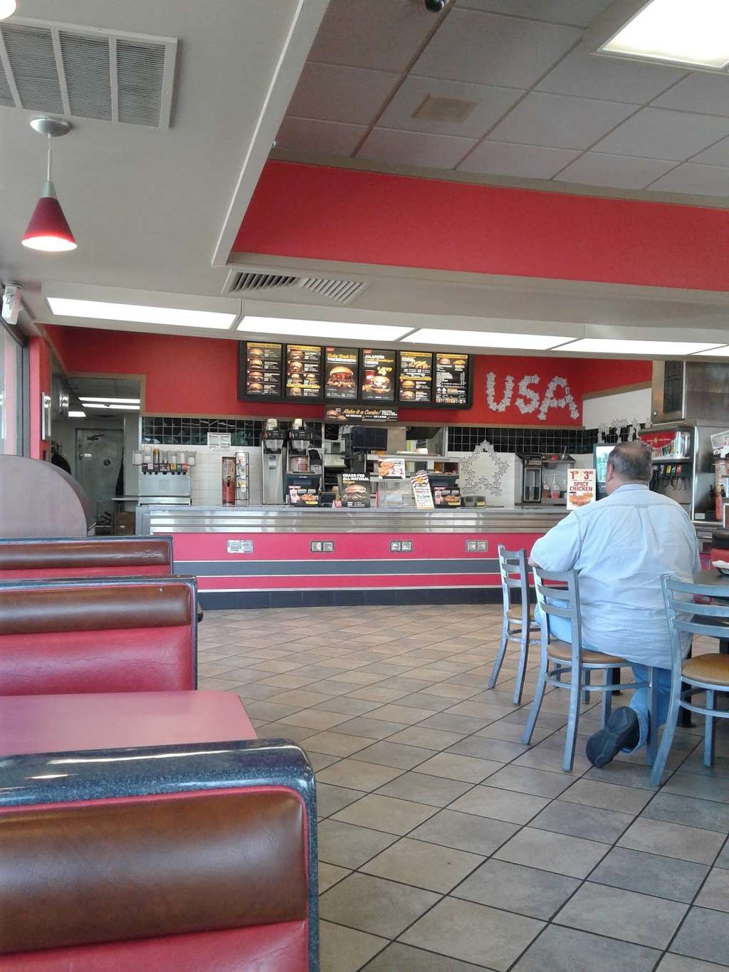 Hardees | 4925 S 4th St, Leavenworth, KS 66048, USA | Phone: (913) 727-1336