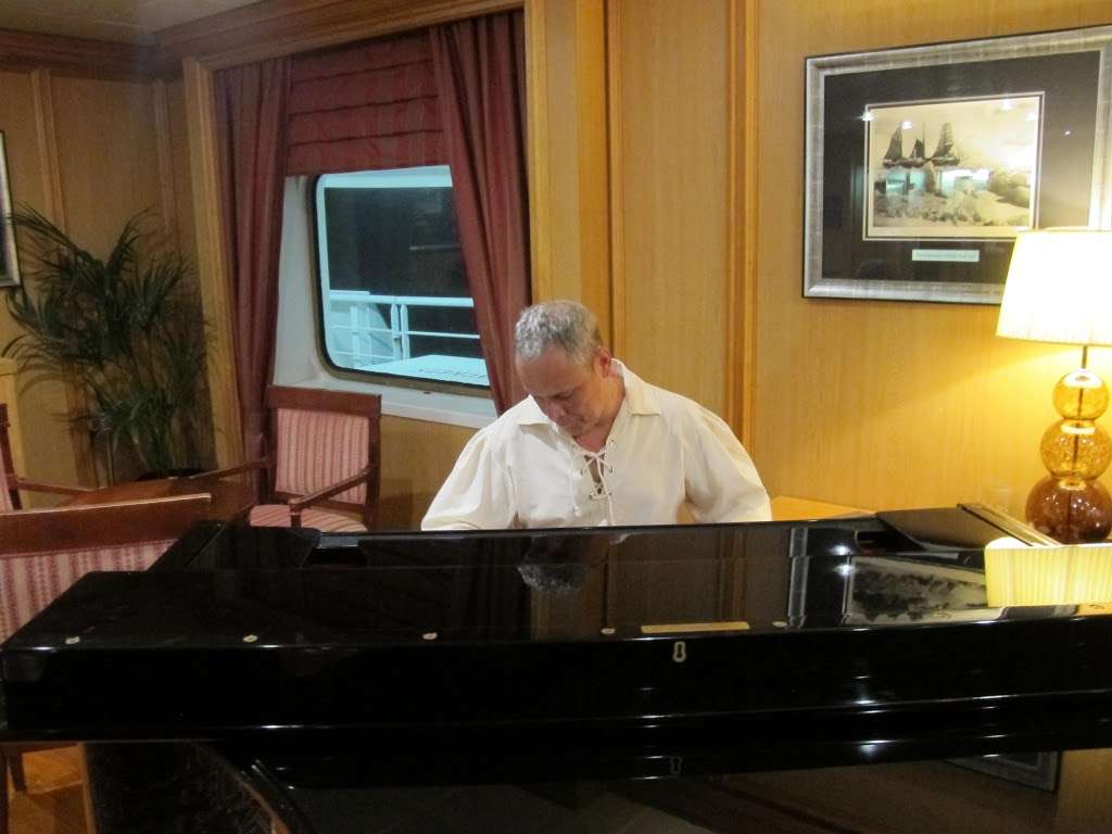 London Piano Teacher | Flat 3, St Johns Hall, St Johns Wood High St, London NW8 7NE, UK | Phone: 07795 311062 London Piano Teacher | Flat 3, St Johns Hall, St Johns Wood High St, London NW8 7NE, UK | Phone: 07795 311062