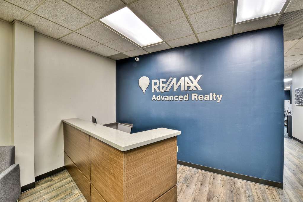 RE/MAX Advanced Realty - Indianapolis Indiana North | 9011 N Meridian St #200, Indianapolis, IN 46260, USA | Phone: (317) 298-0961