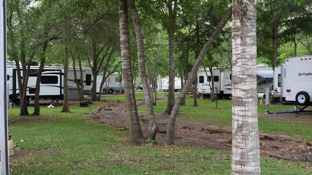 Stonebridge RV Park | 15804 TX-35, Sweeny, TX 77480, USA | Phone: (979) 245-1200