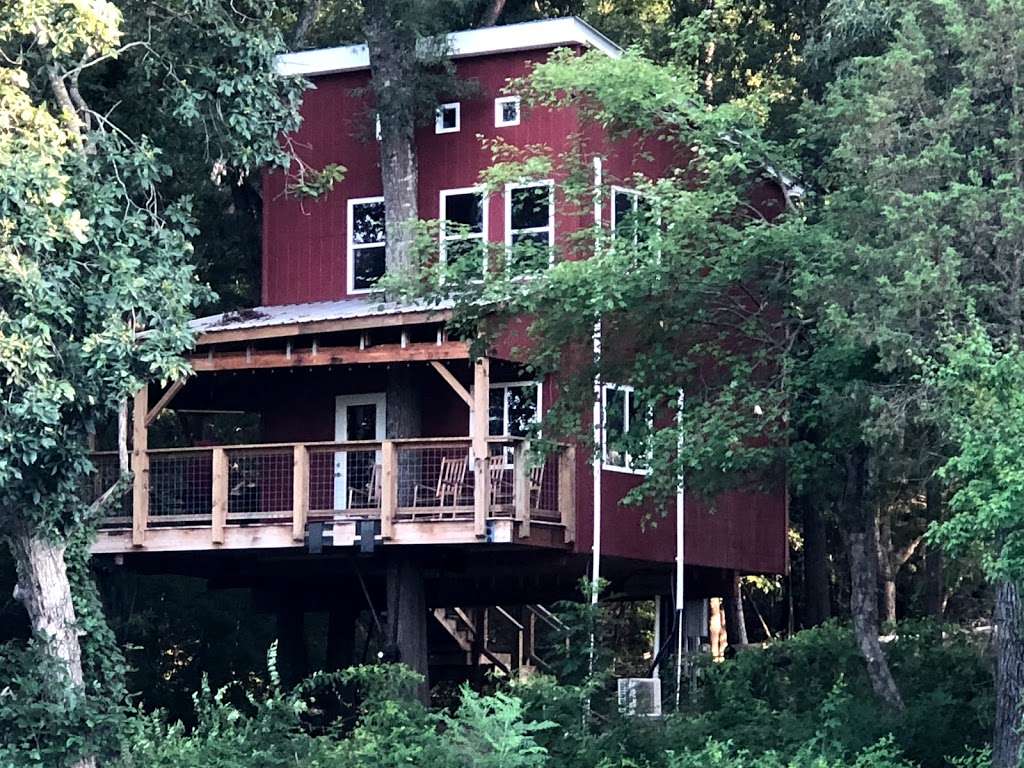 Treehouse Vineyards | 301 Bay St, Monroe, NC 28112, USA | Phone: (704) 283-4208