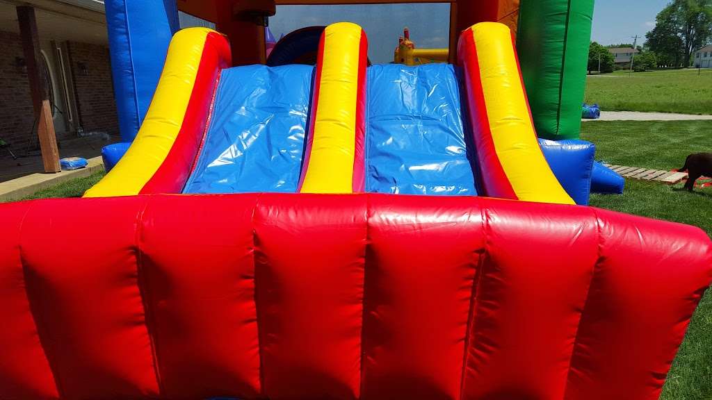 FUN JUMPS BOUNCE HOUSE RENTALS LLC | 6638 E 300 S, Greenfield, IN 46140, USA | Phone: (317) 223-7965