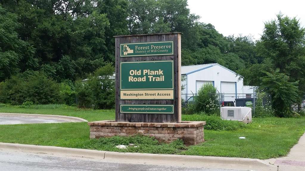 Old Plank Road Trail - Washington Street Access | E Washington St, Joliet, IL 60433, USA | Phone: (815) 727-8700