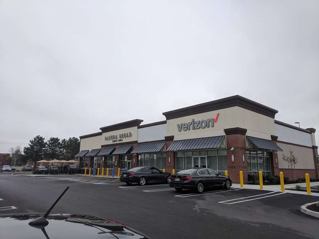 Verizon | 92 Cluff Crossing Rd, Salem, NH 03079, USA | Phone: (603) 824-3879