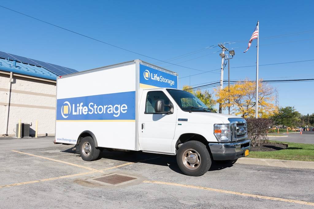 Life Storage | 4445 Lake Ave, Blasdell, NY 14219, USA | Phone: (716) 822-1500