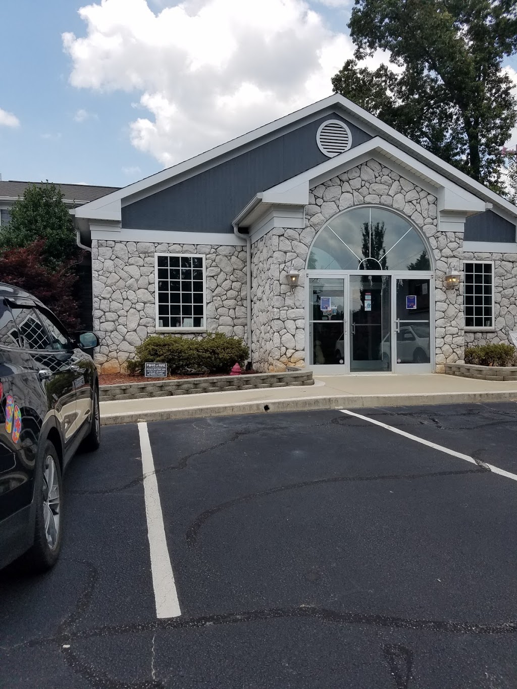 Lineberger Veterinary Hospital | 3735 S New Hope Rd, Gastonia, NC 28056 | Phone: (704) 824-8451