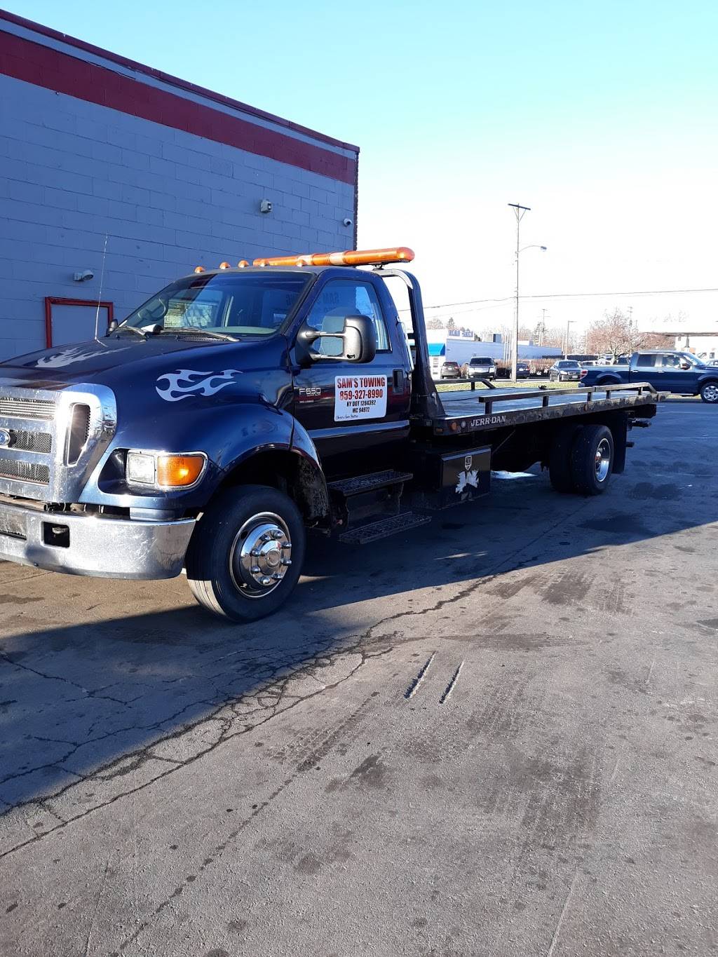 Sams Towing & Automobile Recovery | 156 S Forbes Rd, Lexington, KY 40511, USA | Phone: (859) 327-8990
