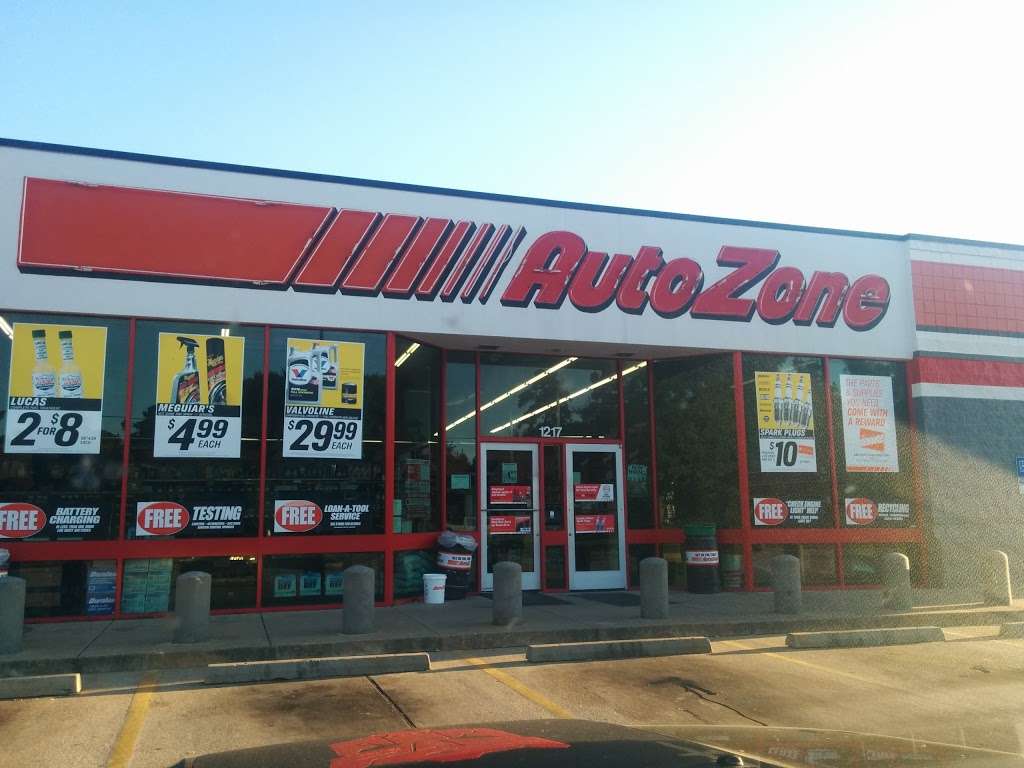 AutoZone Auto Parts | 1217 E Houston St, Cleveland, TX 77327, USA | Phone: (281) 592-4941