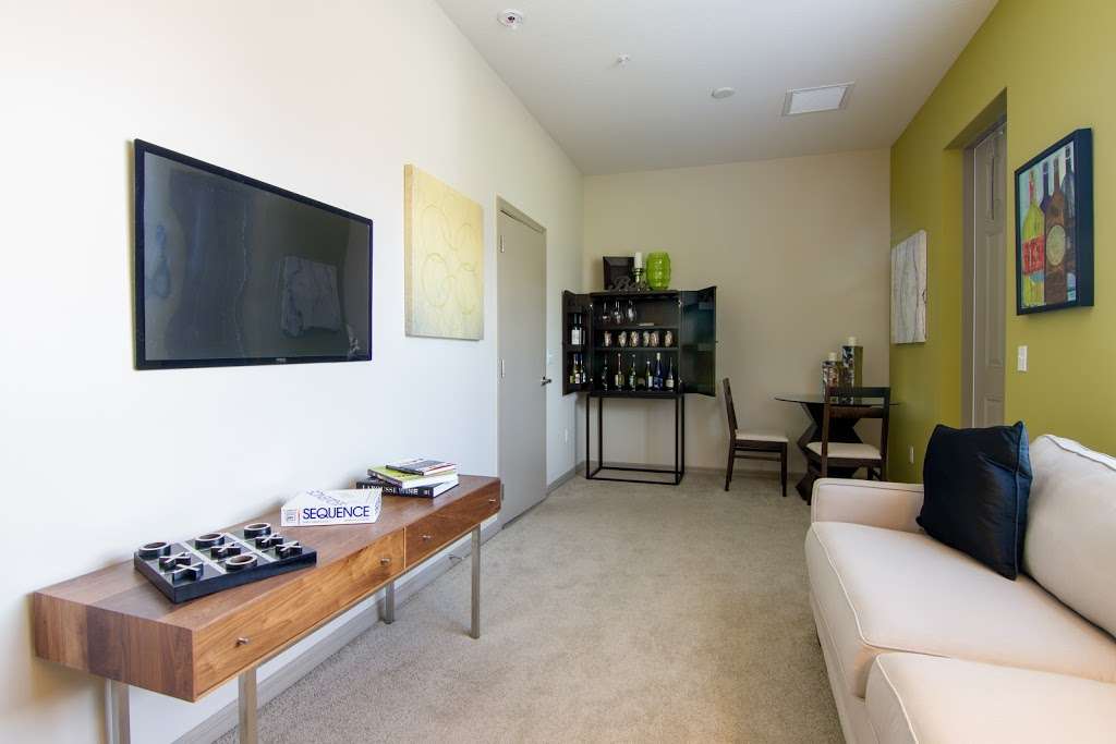 Midtown Delray Apartments | 2200 Bloods Grove Cir, Delray Beach, FL 33445, USA | Phone: (561) 381-7815