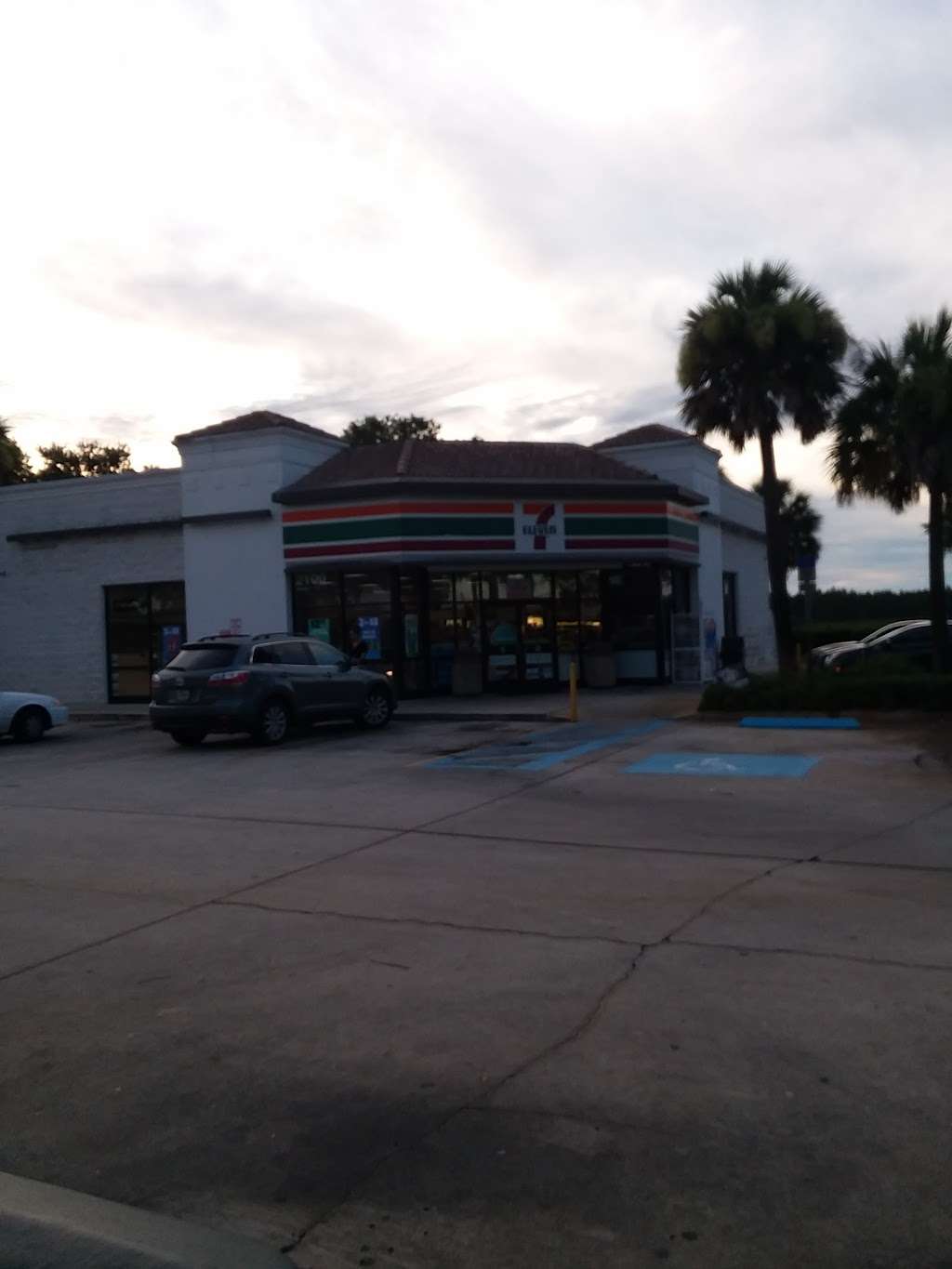 7-Eleven | 2100 Lpga Blvd, Daytona Beach, FL 32117, USA | Phone: (386) 274-1927