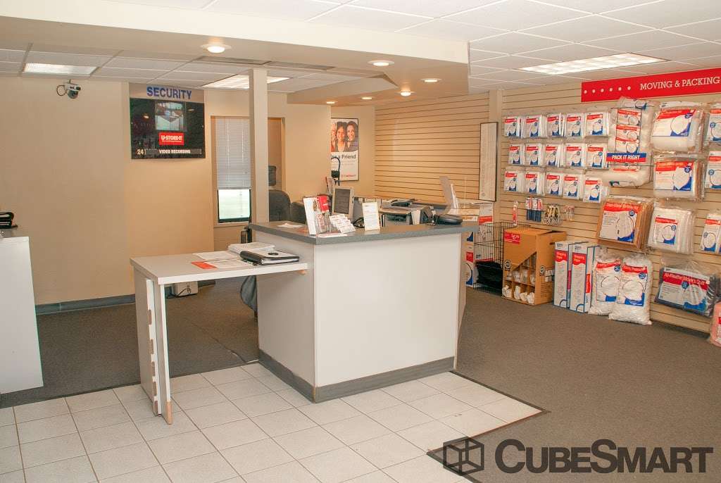 CubeSmart Self Storage | 514 Ammunition Rd, Fallbrook, CA 92028 | Phone: (760) 723-4131