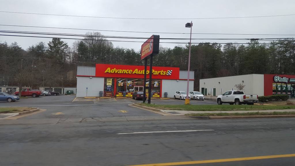 Advance Auto Parts | 3726 Reynolda Rd, Winston-Salem, NC 27106, USA | Phone: (336) 924-1294