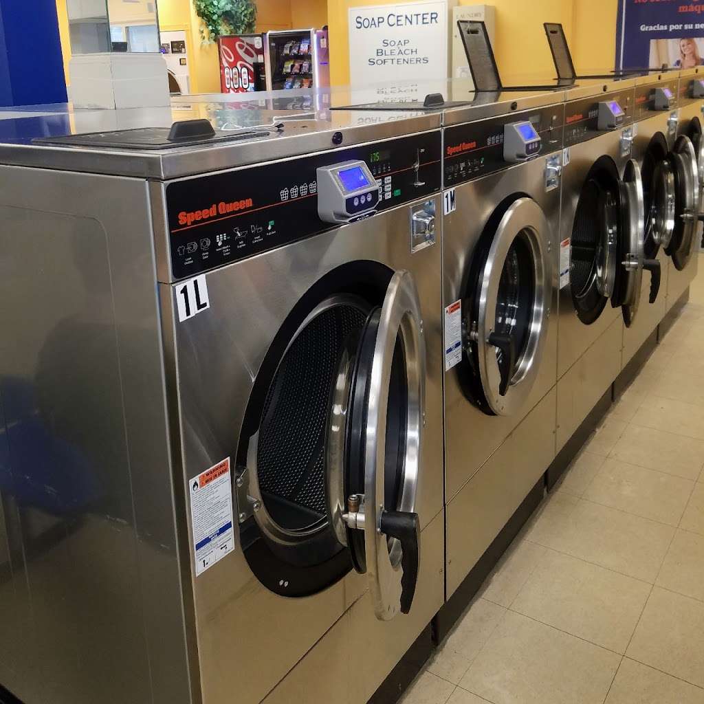 Longfellow Plaza Laundromat | 449 Boston Post Rd E, Marlborough, MA 01752, USA | Phone: (508) 624-5588