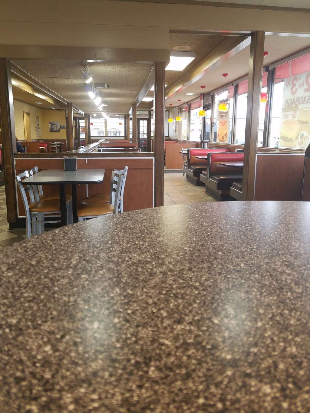 Carls Jr. | 15226 Rosecrans Ave, La Mirada, CA 90638, USA | Phone: (714) 523-3373