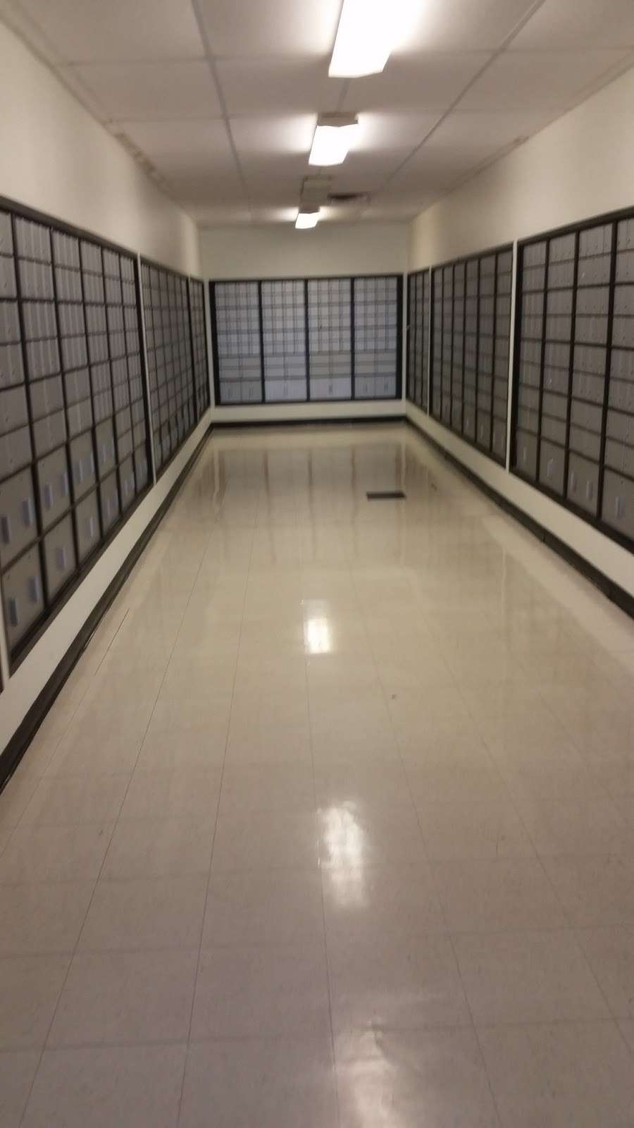 United States Postal Service | 4110 Bluebonnet Dr, Stafford, TX 77477, USA | Phone: (800) 275-8777