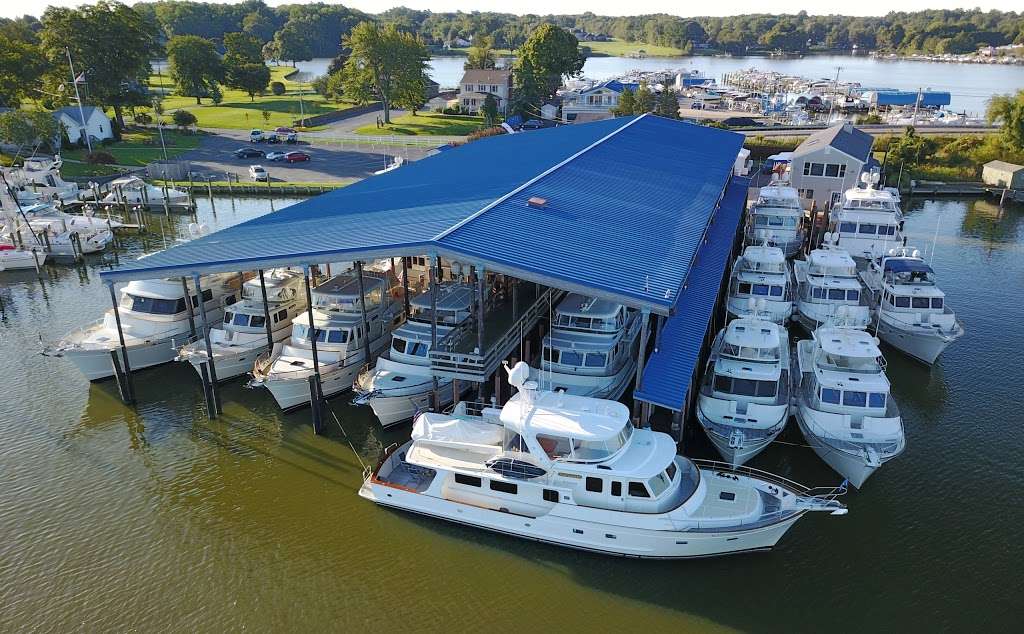 Burr Yacht Sales | 4101, 1106 Turkey Point Rd, Edgewater, MD 21037, USA | Phone: (410) 798-5900