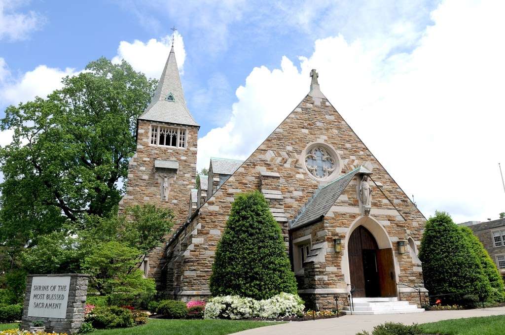 Shrine of the Most Blessed Sacrament | 3630 Quesada St NW, Washington, DC 20015, USA | Phone: (202) 966-6575