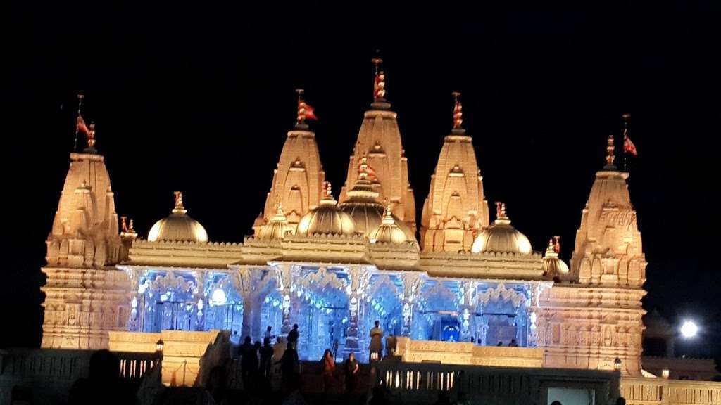 BAPS Shri Swaminarayan Mandir | 1150 Brand Ln, Stafford, TX 77477, USA | Phone: (281) 765-2277