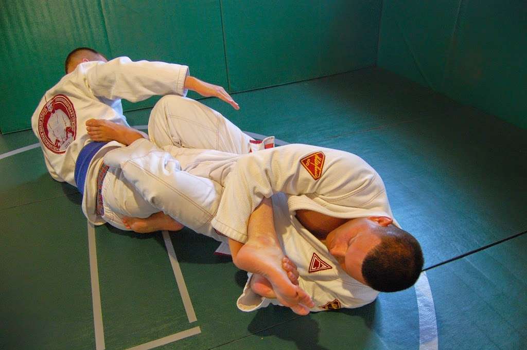 Gracie Jiu-Jitsu Aurora | 3054 S Laredo St, Aurora, CO 80013 | Phone: (720) 541-3987