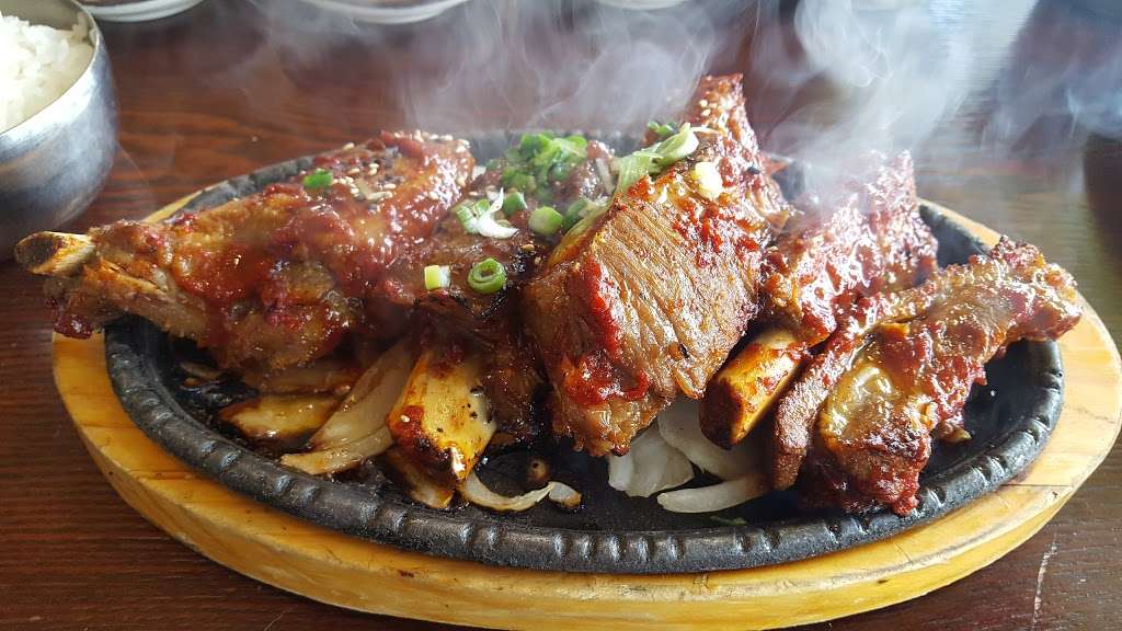 Hot Stone Korean Kitchen | 2190 N Texas St, Fairfield, CA 94533, USA | Phone: (707) 422-1000