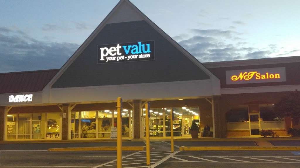 Pet Valu | 2231 Old Bridge Rd, Lake Ridge, VA 22192, USA | Phone: (571) 408-4129