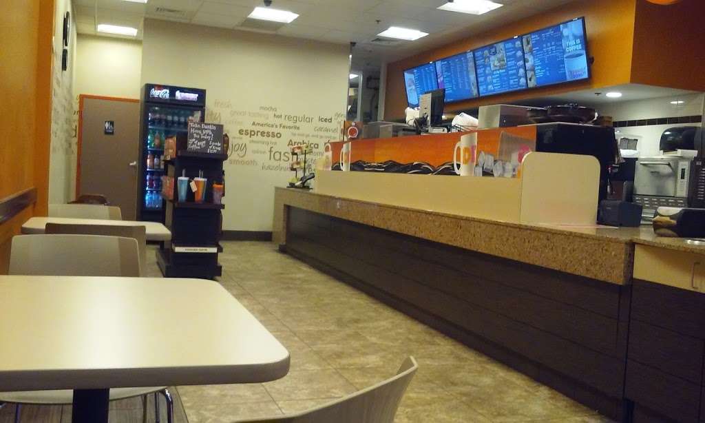 Dunkin Donuts | 3011 Yamato Rd suite a-5, Boca Raton, FL 33434, USA | Phone: (561) 210-5258