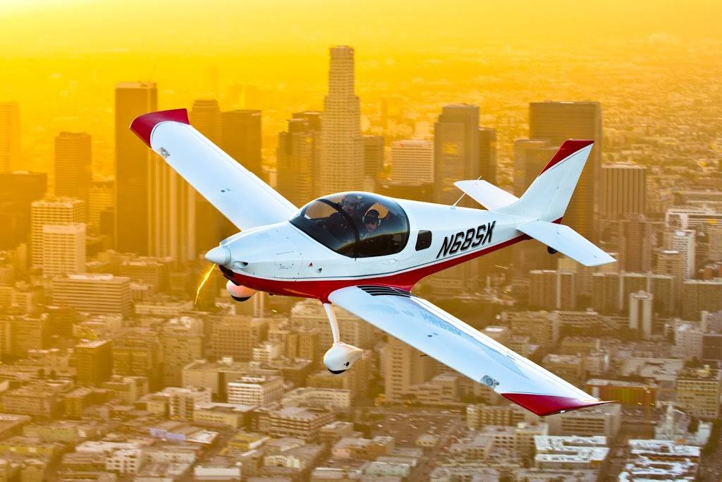 Sling Pilot Academy | 3401 Airport Dr, Torrance, CA 90505, USA | Phone: (424) 250-0648