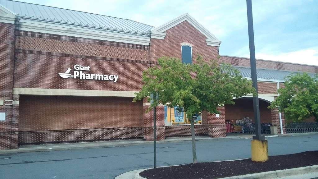 Giant Pharmacy 635 Potomac Station Dr, Leesburg, VA 20176