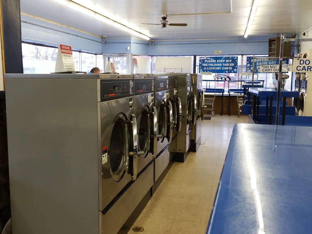 Calumet Laundromat | 7337 Calumet Ave, Hammond, IN 46324 | Phone: (219) 933-0357