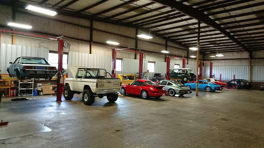 Alara Garage | 3233 W 11th St, Houston, TX 77008, USA | Phone: (713) 862-3500