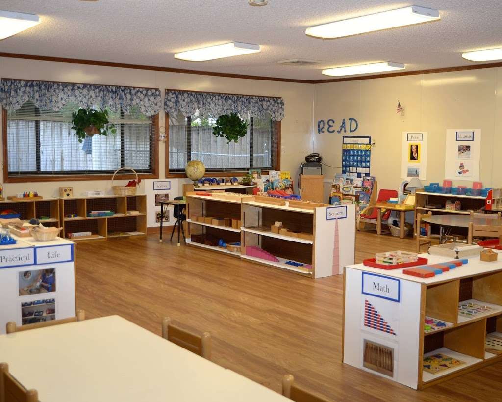 West Glades Montessori | 20400 Cain Blvd, Boca Raton, FL 33498 | Phone: (561) 479-4629