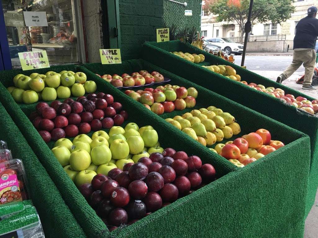 Raskins Fruit & Produce | 335 Kingston Ave, Brooklyn, NY 11213, USA | Phone: (718) 756-3888