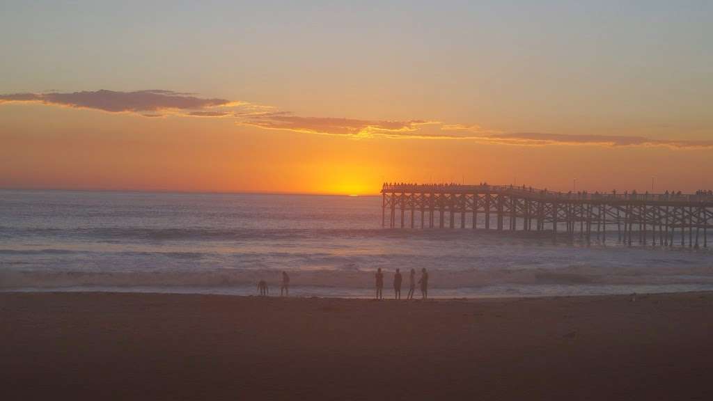 Wahines | San Diego, CA 92109, USA
