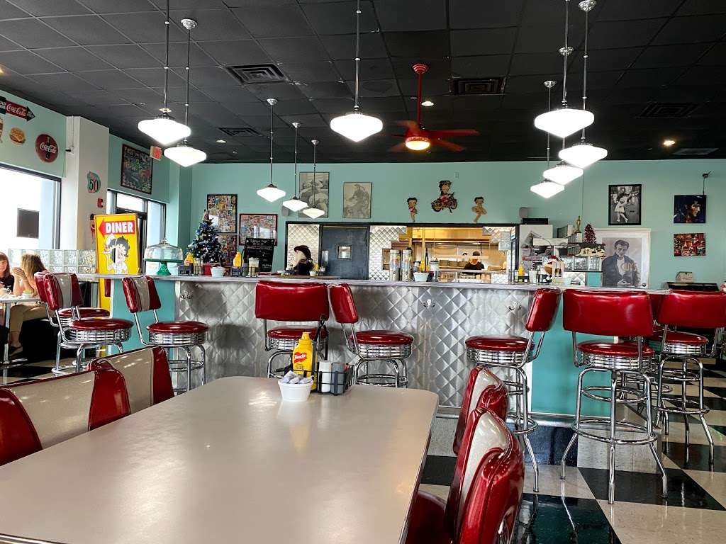 Daytona Diner | 2043 S Atlantic Ave, Daytona Beach Shores, FL 32118, USA | Phone: (386) 256-2603