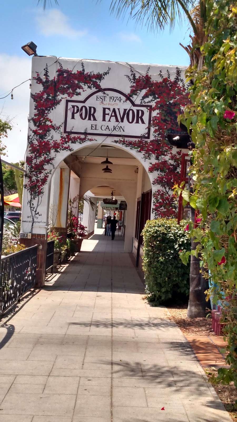 Por Favor El Cajon | 148 E Main St, El Cajon, CA 92020, USA | Phone: (619) 440-8228