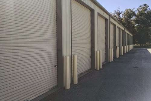 Private Mini Storage | 20628 Santa Clara St, Canyon Country, CA 91351 | Phone: (661) 252-1100