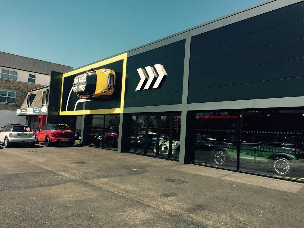 Arden Maidstone MINI | 736 London Rd, Aylesford ME20 6BG, UK | Phone: 01622 791333