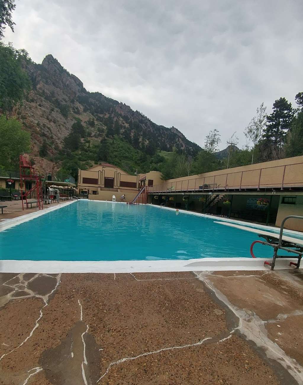 Eldorado Springs Resort & Pool | 294 Artesian Drive, Eldorado Springs, CO 80025 | Phone: (303) 604-3000