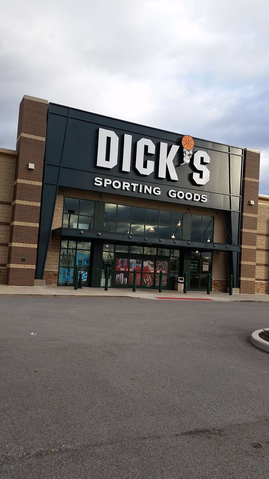 DICKS Sporting Goods | 100 Porters Vale Blvd, Valparaiso, IN 46383 | Phone: (219) 707-8237