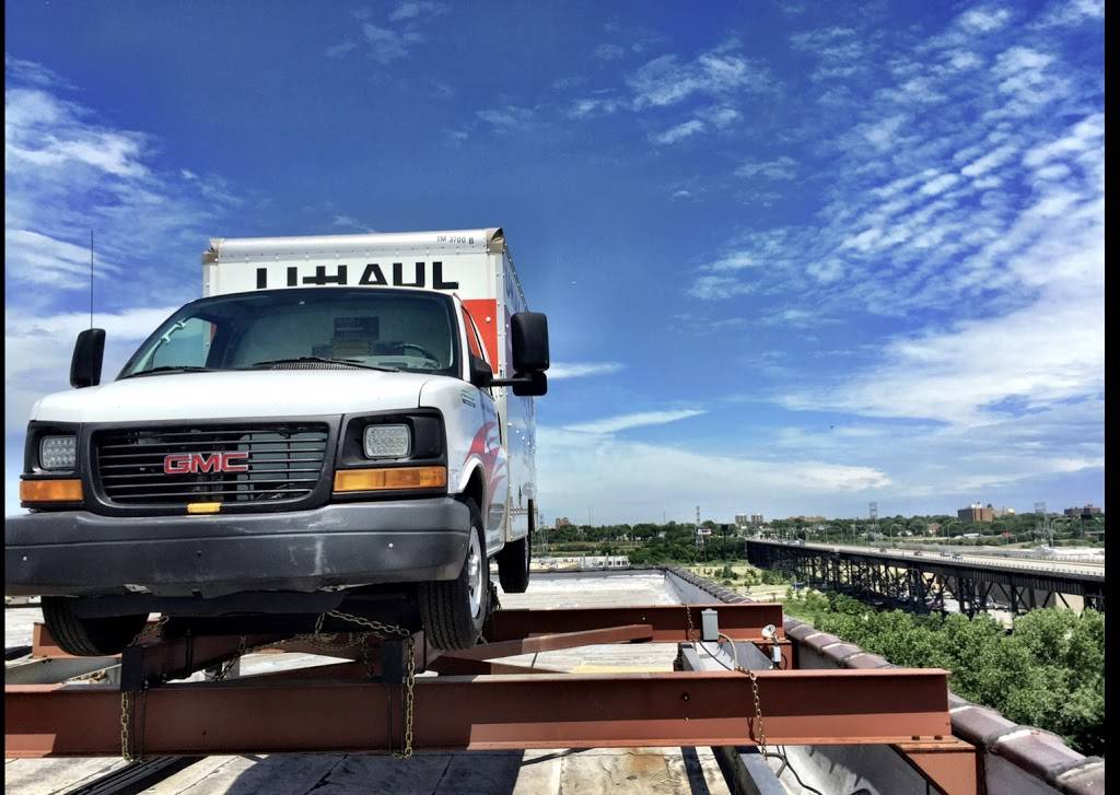 U-Haul Moving & Storage of Menomonee Valley | 3530-3534 W Pierce St, Milwaukee, WI 53215, USA | Phone: (414) 999-3167